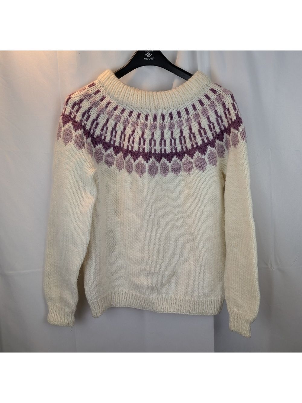 Vintage Handmade Sweater in White and Lilac Pattern Size M(By Measurements)